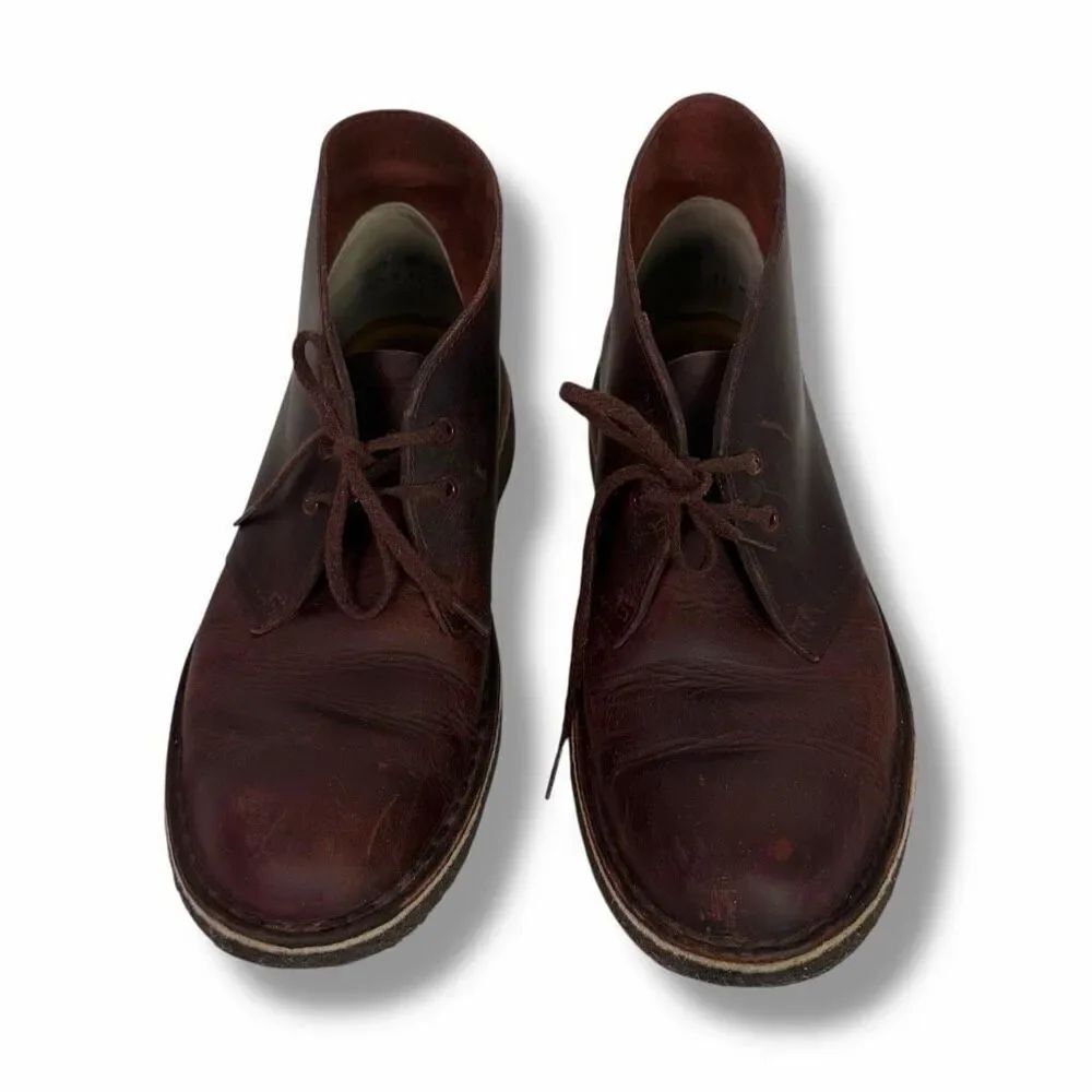 Clark’s Originals Women’s Dessert Chukka Boot size 8.5